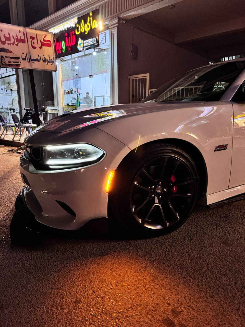 جارجر 2021 سكات باك 6.400  للبيع او المراوس حسب القناعة   
ماشية 70 km
سيارة ستوك للاخير ✅ جداااا نضيفة 
فول مواصفات 
-فتحة
-رادارات جانبية حساسات خلفية 
-دشبول وبيبان جلد خياط 
فول فول مواصفات لسكات لمعروفة 
-مصروف عليها السيارة 
-كماليات كاملة لحية دوس دفيوزر سكوبات مراية سبايدر 
كلشي بالك بيها 
-دواخل سستم كاربون فايبر 
-دركة كاربون فايبر الياف حقيقي 
-بلكات ngk ريسنك 
-كاش كان 
تخم تاير جديد 

-باسمي تحويل ثاني يوم 
-حادث السياره بسيط : دعامية ونص البنيد مصبوغ بس 
معروضة : 275 وبيها مجال للشراي
صور لحادث موجوده بلمنشور 
*********** تواصل واتساب
