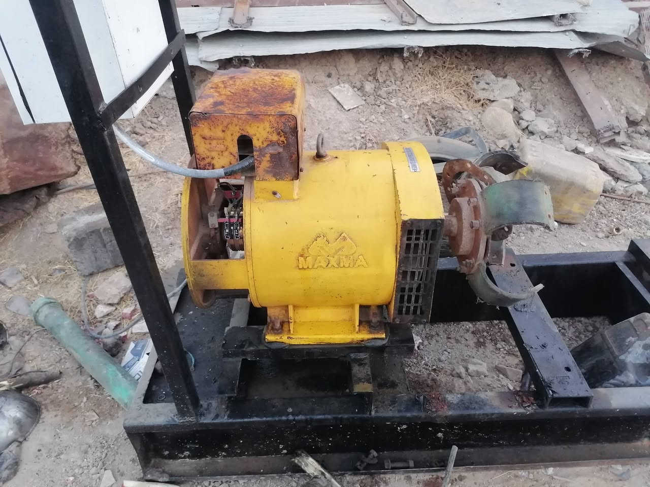 للبيع راس توليد ٣٠ كيفي بلادي السعر 550الف وبي مجال 
العنوان التاجي ***********
