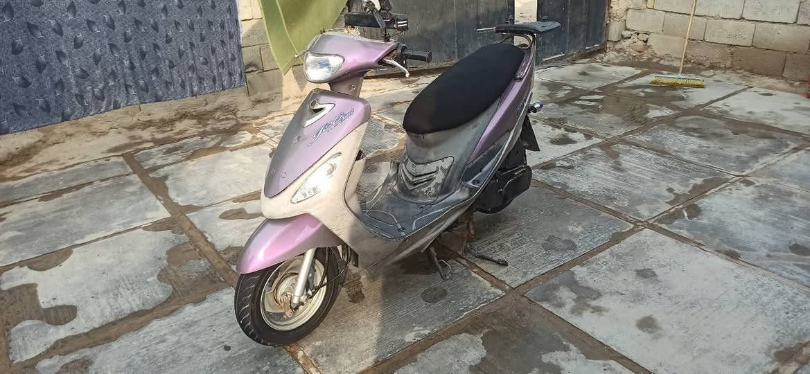 سلام عليكم دراجه ماكس منغولي مراوس ب فورزه فقط دراجه كفاله مكاني ديوانيه ***********
