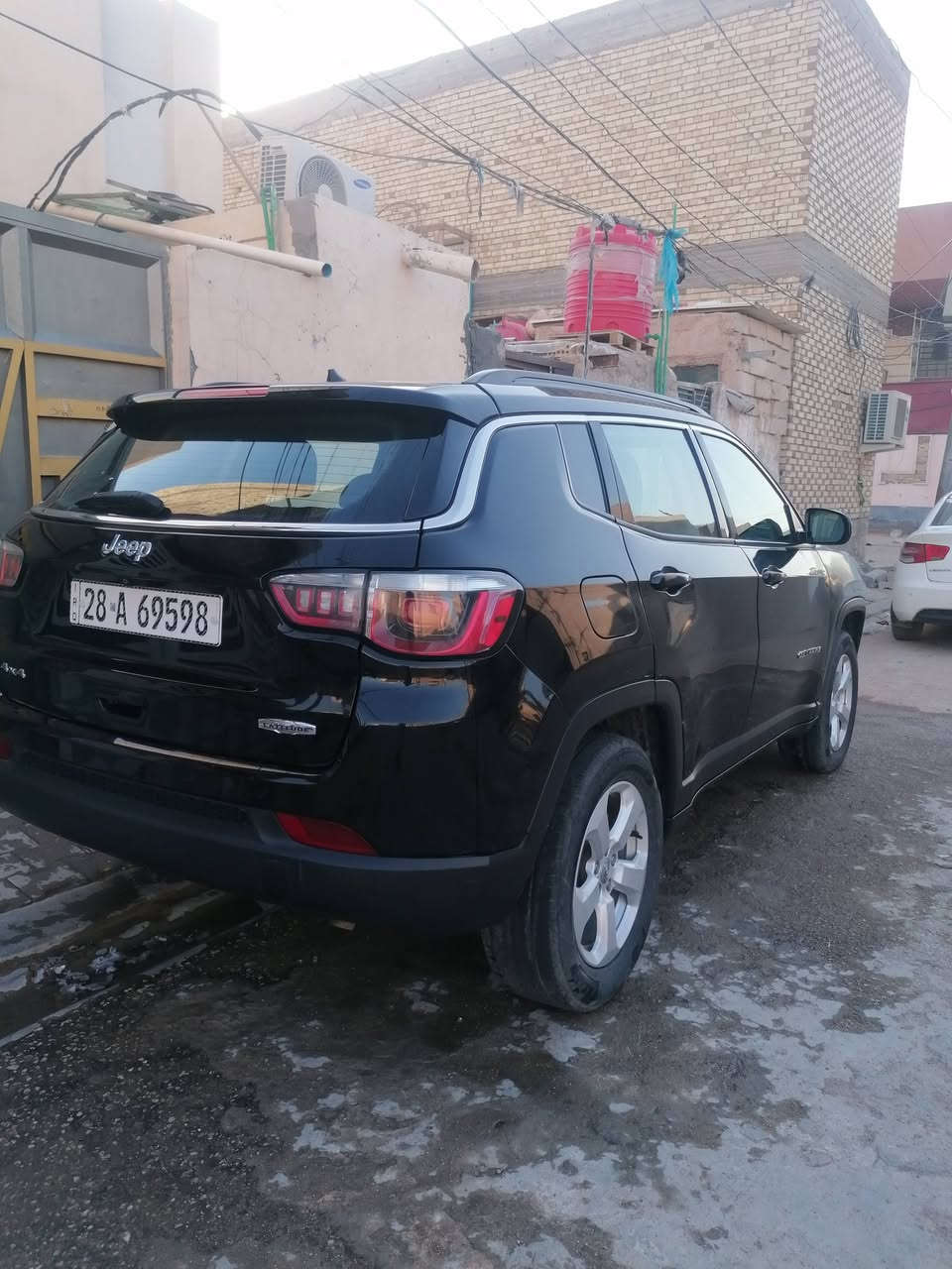 جيب كومباس 2018 لمتد 
كير ومكينه 2.4خير من الله
تبريد ثلج 🥶
تحكم ستيرن
مثبت سرعه
كشنات جلد
علمن الدعاميه الاماميه بلاديه
ماشيه🚗 71 
دفع رباعي 4×4
تدفئه بل كشنان والاستيرن  كذالك
وارد أمريكي حادث جدا بسيط فقط جاملغ الامامي الايمن وربع الباب كدام عينك
حداديه 90٪
السياره بسمي مداور ثاني يوم هزه جديده كبل عقد مروري
مكان السياره النجف الاشرف
صور الحادث الامريكي  مرفقات مع الصور
للاستفسار الاتصال على الرقم *********** واتساب موجود 
السعر خاص

