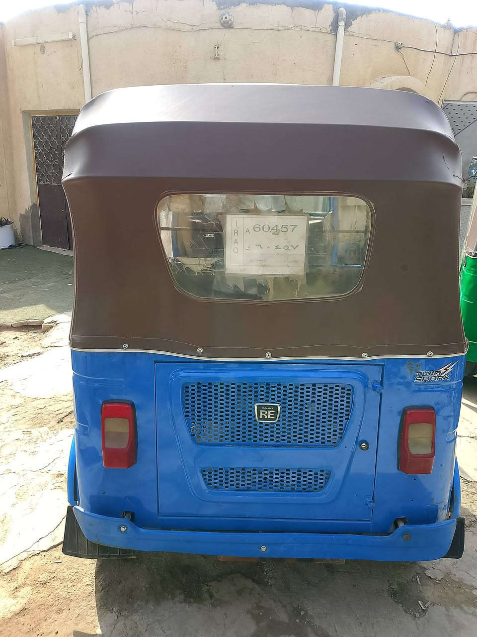 سلام عليكم تكتك موديل 2021 بيه نقوصات بسيطه السعر 7مليون او بيه مجال الاتصال على هاذ الرقم ***********
