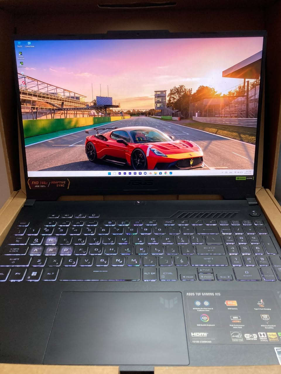 السلام عليكم
لابتوب الكيمنك الاحترافي من Asus بالفئه الاقوى A15 
طبعا اللابتوب بالكارتونه كامل مكمل بدون نقص
ياتي بالعتاد الاتي

شاشه حجم 15.6 انش بمعدل تحديث 144 فريم، ادابتڤ سنك استجابه ضوئيه بتغطيه الوان
100SRGB الوان نقيه 

معالج خرافي من AMD
RYzen 7-7430HS -5.1GHZ BOOST WITH RADEON GFX 
فئه HS لاعلى اداء

كرت الشاشه المنفصل تحفه من
Nvidia RTX 4060-8GB 140W full watt
نسخه 140واط اداء كامل 

رامات سعه 16GB نوع DDR5 قابل للتطوير
هارد 512m.2 قابل للتطوير 

بطاريه نسبه ٩٤٪؜ تطول عده ساعات
كيبورد RGB عربي وكاله شرق اوسط اكيد 

اكيد اللابتوب احترافي بكافه الاستخدامات الثقيله
السعر مليون و ٢٨٥ الف فقط ثابت 

العنوان الشرطه الخامسه قرب البياع و متوفر توصيل
للتواصل***********

