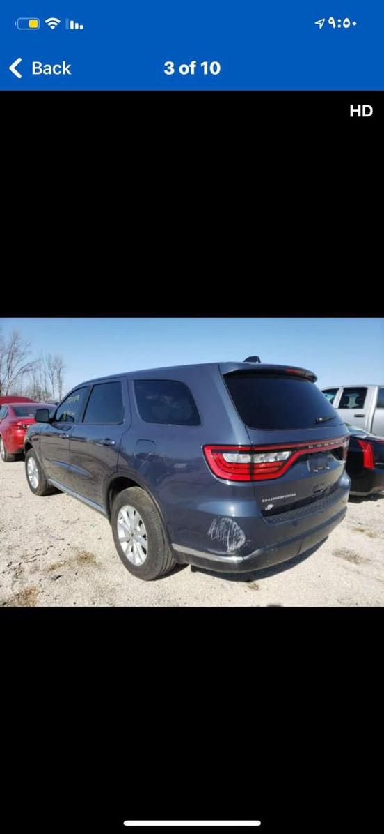 السلام عليكم 
للبيع دورنكو موديل 2020 رقم بغداد محرك 6 سلندر (3600)
السيارة حادثهه موضح بالصور المرفقة بدون تبديل حادث سطحي ايرباك بردة فقط 
السعر (245$)
مكان السيارة حلة 
موبايل (***********)
وشكراً
