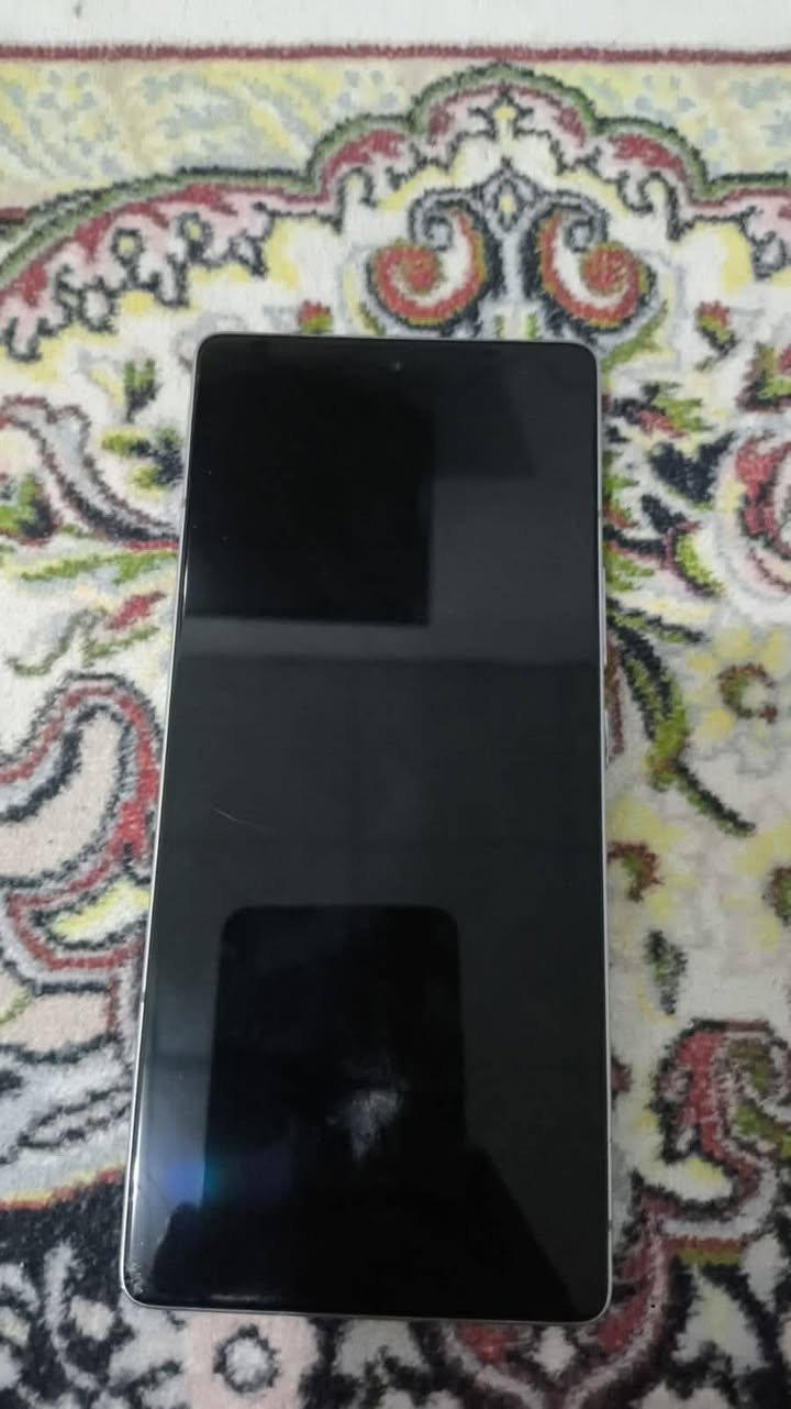 انفنكس نوت ٥٠ برو
مكانه بلبصره
ذاكره ٢٥٦
ملحقاته كامله استخدام اقل من شهر 
بي فطر صغير مماثر ع اي شي بركن الجهاز الجوا ع اليسره مبين بلصور
٢٥٠ وبي مجال قليل 
***********
