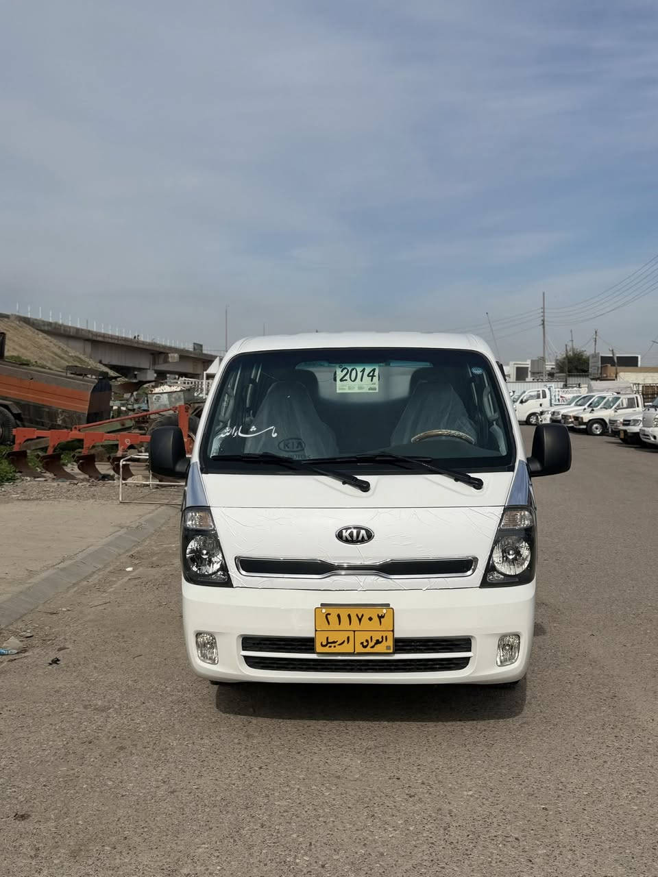 كيا دبل 2014 سيارة  بدون صبخ  محرك كير اكسل  شرط مكان كركوك سعر138 للتواصل***********
