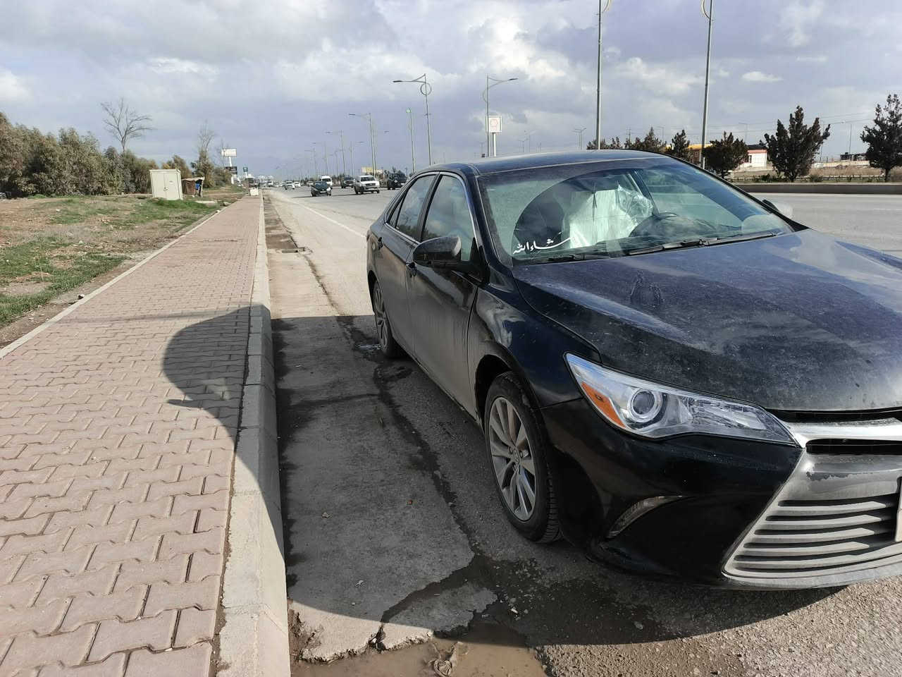 کامری مۆدیل 2016ئەمریکی دوپەڵەبۆیاخی هەیە لەگەڵ سار د لە سۆنەرەکەیا دیاری کراوە سێعری 145وەرەقەو مەعمەلەیەکی کەم سەنەوی بەسەر چوە  ***********
