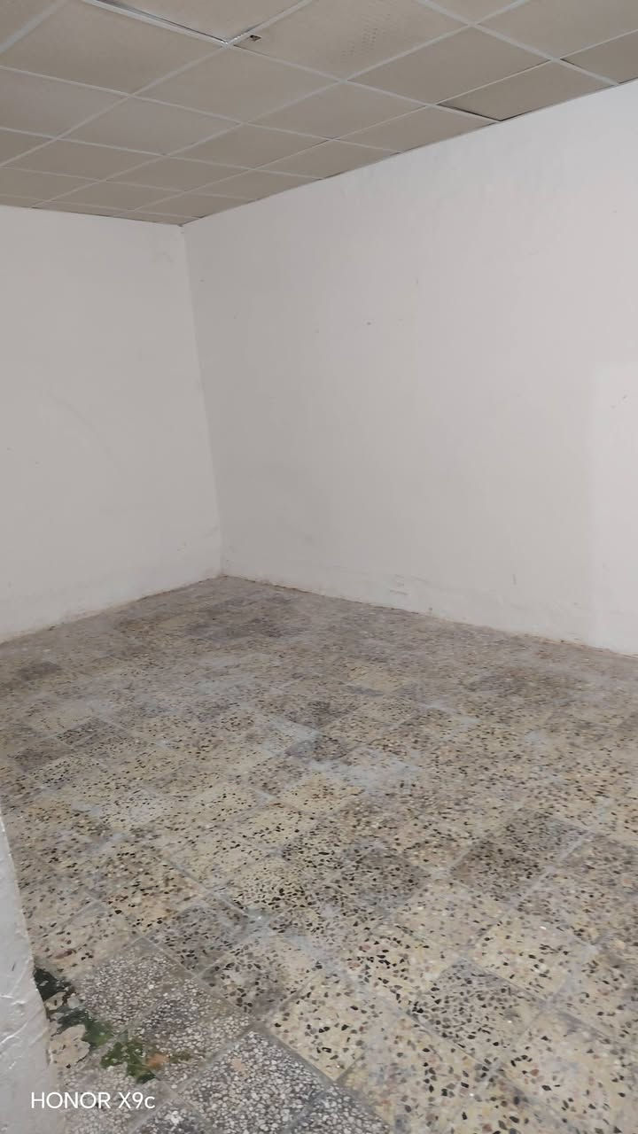 تحيه طيبه لمتابيعنا الكرام 💠
متوفر مشتمل للايجار  الحيدرية
 قرب مفروشات العجمي طابق اول نظيف
غرف نوم ٢
صالة
مطبخ
صحيات
تهويه
ايجار شهري ٣٠٠ شامل ماي وكهرباء
للاستفسار مراجعه مكتب ابو سلام للعقارات سماوه حي الصدر قرب فلكه ساعه مقابيل مطعم دجله
اتصال ***********
واتساب ***********
