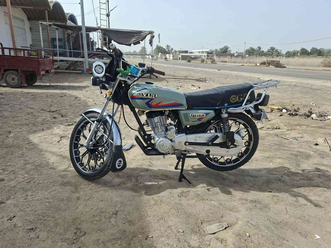 السلام عليكم سفانه للبيع موديل ٢٥ مكفوله من كلشي أوراق اصولي السعر ٧٧٥ وبيها مجال مكاني بين الحمزه الغربي والشوملي منطقة الزبار ***********
