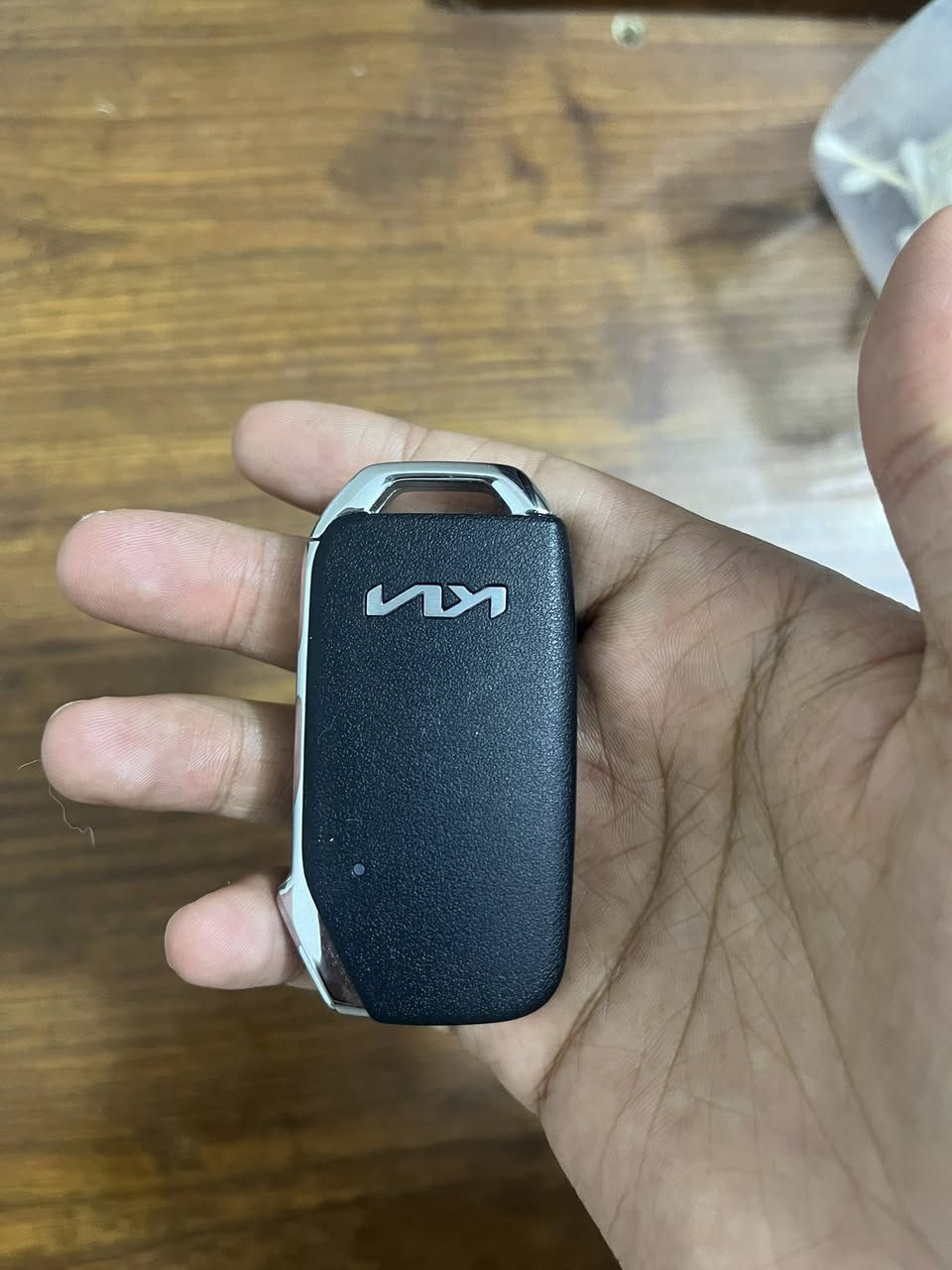 بصمه و سويج للبيع مال 2020 وجوه ومال 2023 وفوك جدد القطعه ب 75 الف ***********
