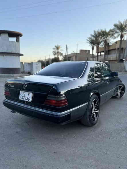 السلام عليكم 
مارسدس كوبيه موديل ١٩٩١ 
محركه  لبلادي ٣٠٠٠✈️
الرقم الجديد بسمي 
كير ومكينه خير من الله 💯
تبريد ثلج ❄️ 
صدر امامي خلفي جديد 
تخم تاير جديد 
كهربائيات كلها شغاله 
ويل كب جديد 
شاشه قلاب
فتحه  
قواعد دبل سليمات
السياره جديده بمعنه الكلام وبدون اي نقص وبل عافيه عل ياخذها 
 مكاني بغداد حي العامل 
السعر ٥٢ وبيها مجال 
‭٠٧٧٧ ٦٧١ ٤٠٧١
