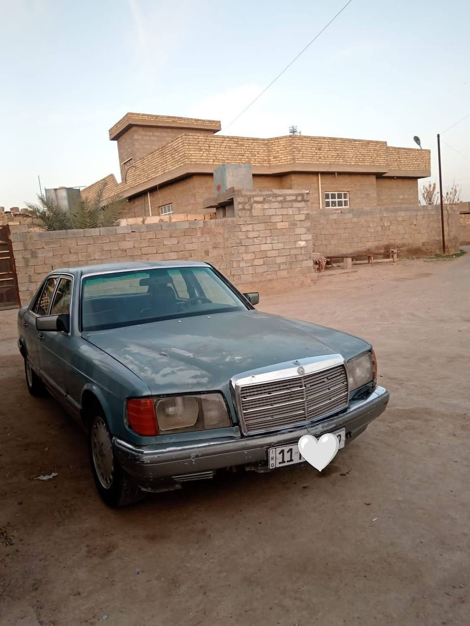 السلام عليكم للبيع مارسدس رئاسي
 موديل 86رقم بغداد بسمي سنويه 31 حتئ الهزه بعدها ما صاقطه مكينه وكير بطه 2500 مكينه بشرط توكف عليه الجكاره السياره جاهزه ولكشر شوف العين سياره بلاديه ما بيه قطرت صبغ او معجون 
(السعر المطلوب 42 وبيه مجال)  
مكان السياره فلوجه 
***********
