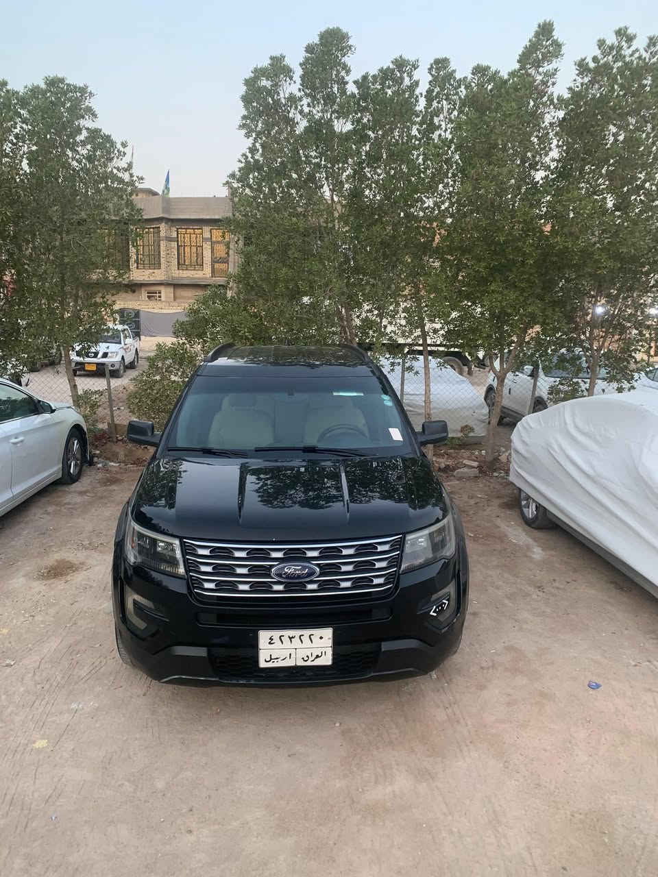 سلام عليكم سياره فورد اكسبلورر مديل 2016 سياره وارد أمريكي سياره محرك 6 سياره حلوه بيه ضربه بل باب ترجع عله بارد بدون صبغ غرفت سياره حلو  كأمره خلفيه كأمره إماميه  طخم تايرات جدد سياره 7 راكب ماشيه 90 حلوه سياره تجي اتشوف مستعجل عله بيعته سعر $175 مكاني بل بصره رقم ***********
