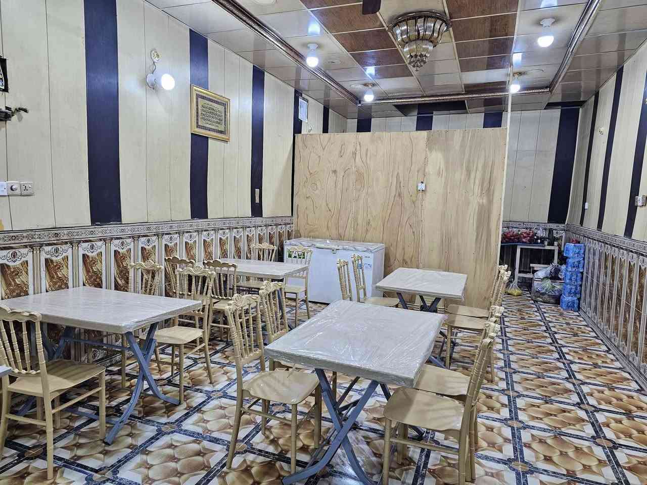 السلام عليكم أغراض للبيع 
منقلة مترين الا شويه للبيع 
مجمدة حجم ١٦ للبيع مستخدمه 
قاطع خشب ارتفاع ٢ ونص وعرض ٣ أمتار 
سنك سيراميك متر وربع اخو نضيف 
مكينه حمص  اخت الجديدة ماطور بانزين حجم ٢٢ 
٤ ميز طعام + ١٢ كرسي عضم عاج 
للاستفسار على الرقم *********** او مراسلة الصفحة
