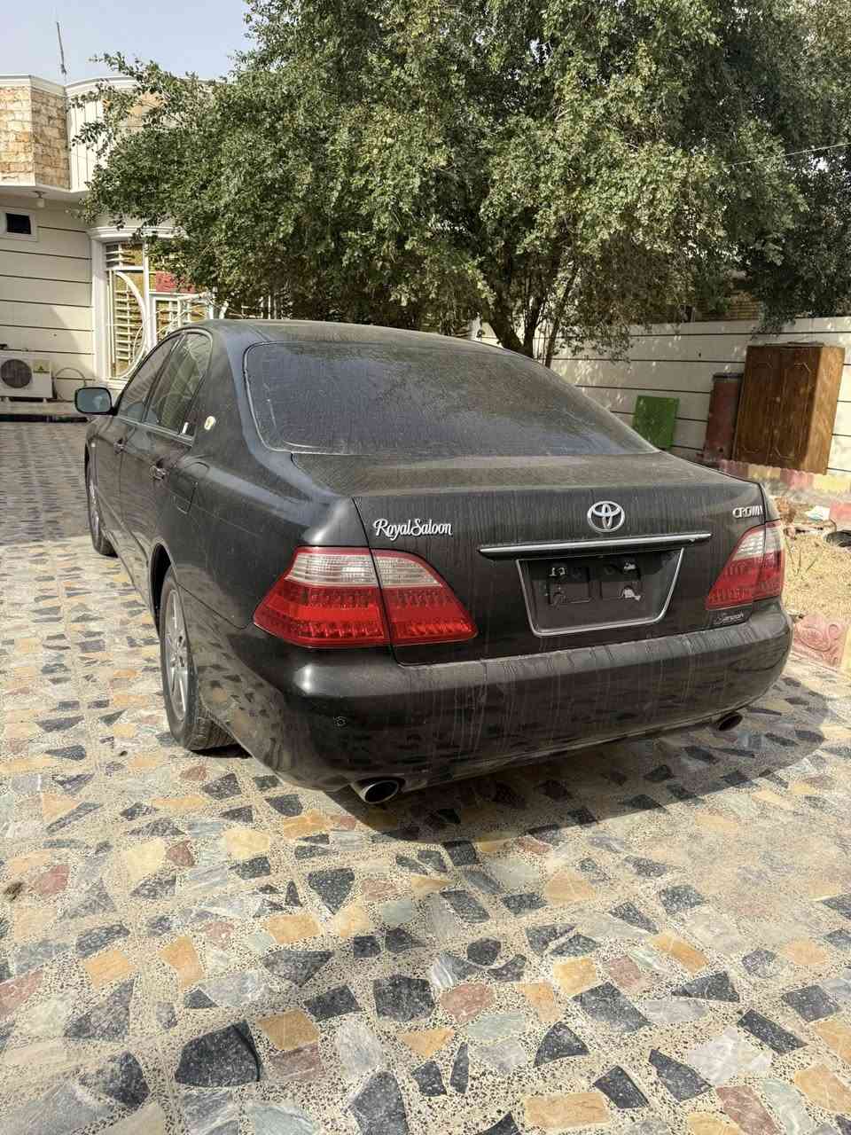 السلام عليكم كراون شاهينه ٢٠٠٧ اسود ٣ دكم فول ماعدا التنته مكاني ميسان العماره ***********
