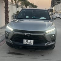 حجم المحرك V6 سلندر (3.6L)  عداد المسافة  9000 تقريبا اخت الزيرو  بانو...