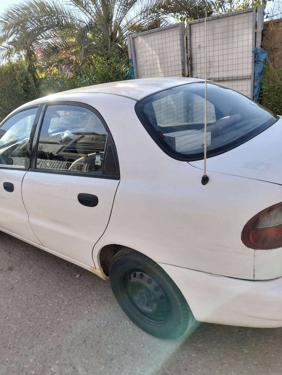 دايو لانوس 1998بغداد كير أوتو شرط التحويل ابلاديه بيه تكحيل فقط وطخه بل الجاملغ الخلفي عنوانه بغداد حي الجامعة سعره 40وبيه مجال جاهزه ***********
