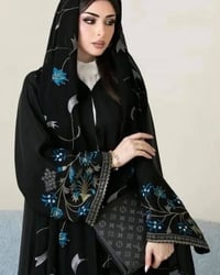 عباية جديدة • مقاسات ١-٦ • شامل شال