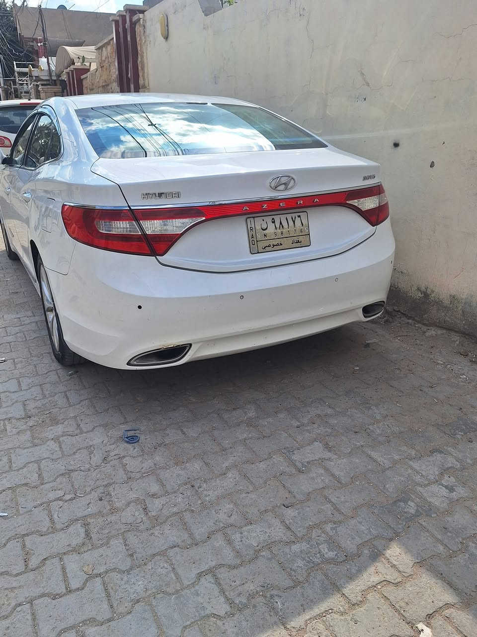 سلام عليكم ازيرة خليجي موديل ١٢ رقم بغداد محرك ٣٣٠٠ جديدة شادهة على ايدي  صار ١٠ ايام قبل فترة صار ييها طخة من الامام بدلت بنيد ودعامية بلادية بدون صبغ طاك بيها ايرباك دشبول ودركة راجع بلادي كير صدر تبريد كلة جديد سابقا بيها جاملغ الخلفي بي صيغ السعر ٩٥ وبيها مجال مكاني بغداد ***********
