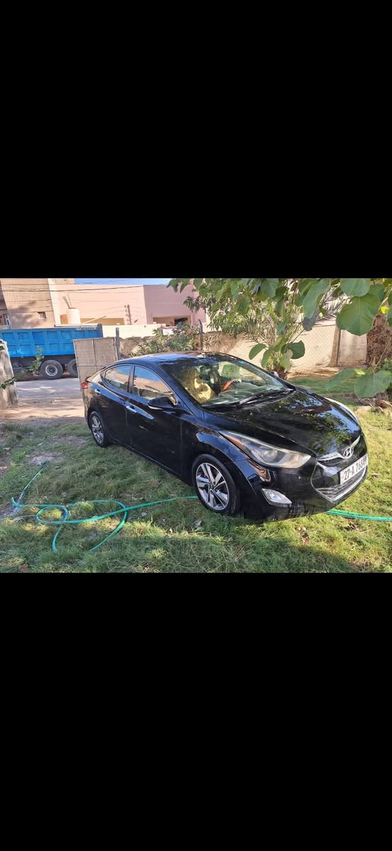 الانتره مديل ٢٠١٢ وارد أمريكي حادث فقط جاملغ أمامي وبيهه رشات صبغ بدون حادث وبيهه جراد بصيط محرك ١٨٠٠ خليجي تبرد ثلج سياره حلوه ونضيفه مادور بنجف سنويه ورقم جدد سعر ٨٠ بيع مستعجل اتصال ***********
