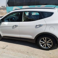 سنتافي 2015 سياره جديده ماشيه 190 شاشة تخم تاير جديد بيها فقط صبغ بالت...