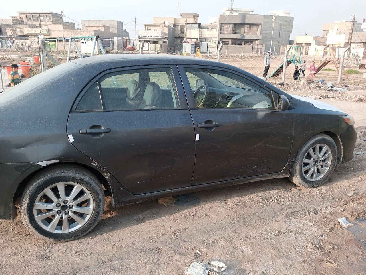 سلام عليكم كورلاء للبيع 2009 كير محرك وتبريد خير من الله تخم تاير صدر جديد رقم بغداد  هزه جديده سنويه جديده حادثه جاملغ الخلفي بدون دواخل بيه 3 قطع صبغ سعر 90 وبيه مجال بسيط مكان سيارة بغداد للاستفسار اتصال ***********
