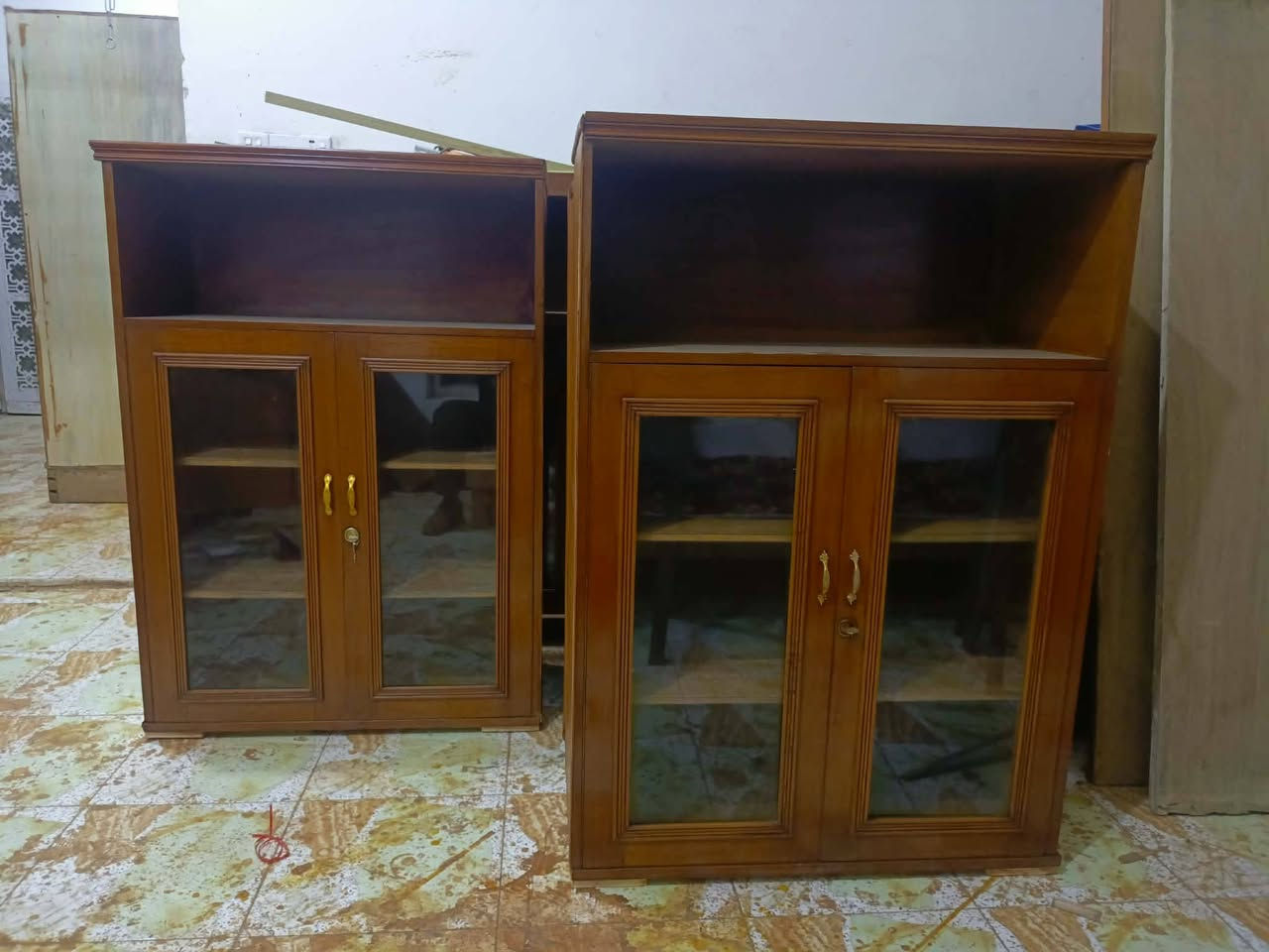 غراض نجاره تسكام كلش نضيفات وسعر مناسب مكان حله ابو غرق شراي يتصل على رقم *********** مكلفه سعر مو يمي تصلو على رقم راسلو واتساب
