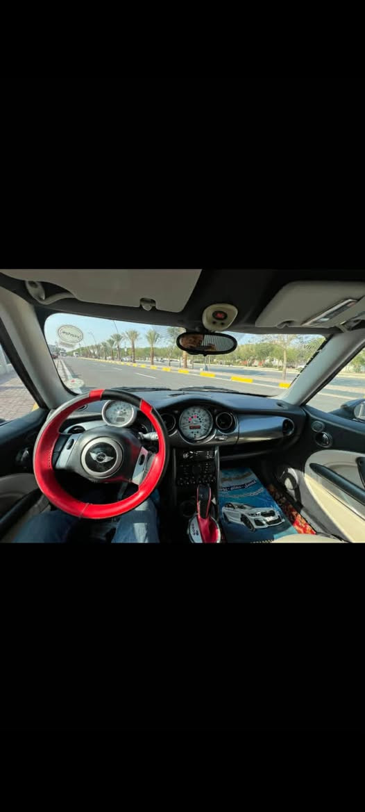 مینی کۆپەر 2007 مەکینەی بێ تۆربۆ مەرغوب 🇬🇧🇬🇧
گێڕ و مەکینەی بەشەرت 
چوار تایە و ویلی سپۆرت 
کارەبای هەمووی ئیش ئەکات و دەست کاری کارەبای و گێڕ و مەکینە و ئەقڵی نەکراوە 
کامل مواسەفات 
تەبرید و گەرمی 
پێش و دوای تازە داگیراوە 
لێزەری دوبەی ..بڕاوەیە 
زۆر بەکێش و هەڵمەتە 
دوو دەرگا 
کوشن جڵد 
دەعمی نییە 
شوێن سلێمانی 
نرخی 40 گەڵا و معامەلە 
***********.... السليمانية, العراق
