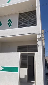 شارع السائدين • ٥٠م • طابق ونص