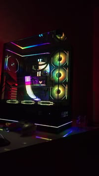 تجميعة للبيع جديدة جدا السعر : مليونين و ٤٥٠ الف قفل  PC Build:  CPU: ...