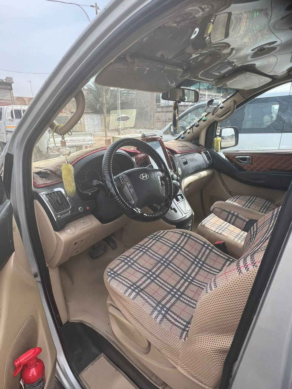 سلام عليكم من رخصت الادمن ستاركس البيع 209 مفتوح ومحوره مسكر مكاني البصره الدير رقم ***********
