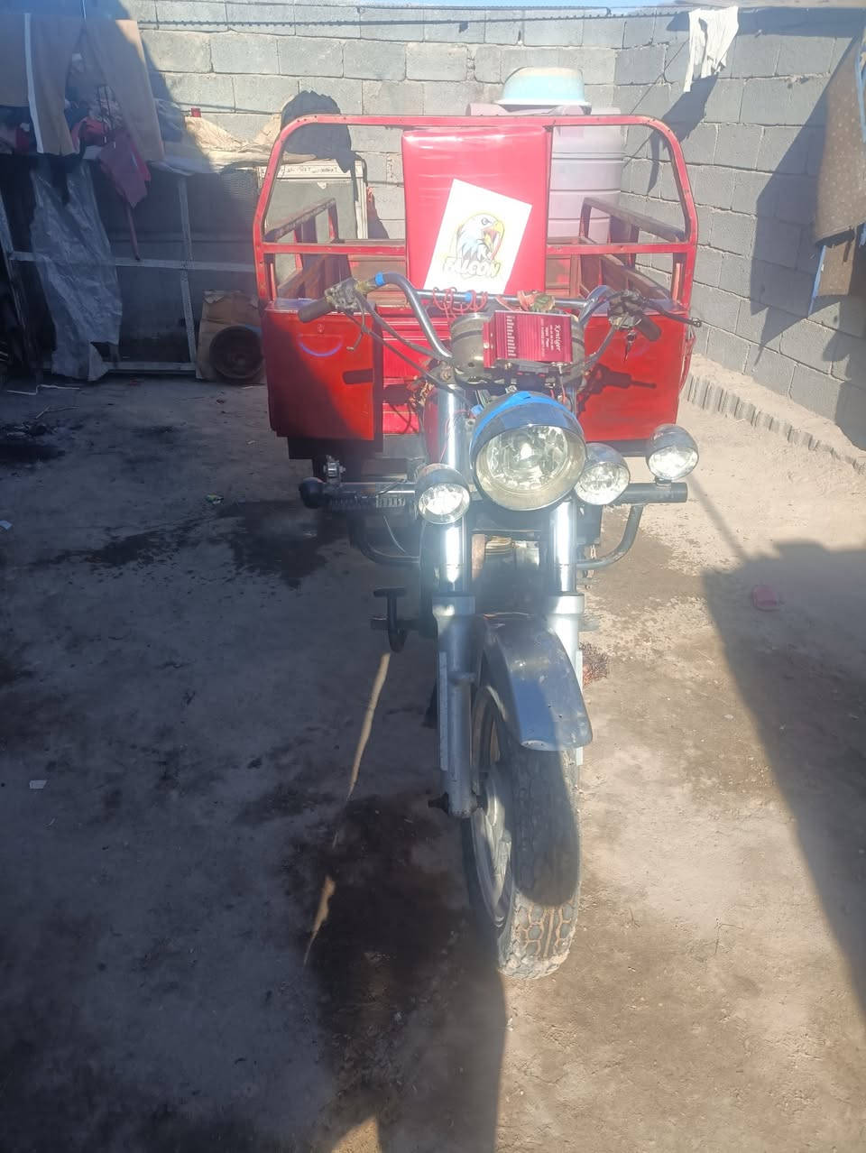 السلام عليكم ستوته للبيع مديل 2011محرك امتيار نضيف اوراق اصولي رقم الشاصي واضح بس بيه باج تقويه شغاله مكاني كربلاء ***********السعر مليون وبيه مجال بصيط ستوته نضيفه
