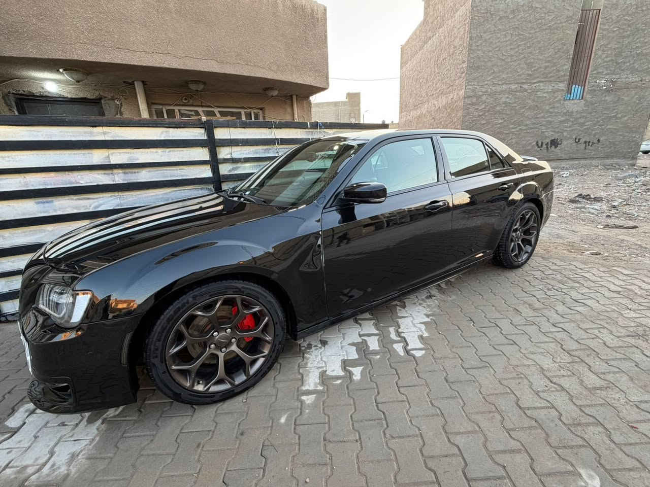 السلام عليكم
للبيع كلايسلر اوباما 2021s v8
السياره فوول موصفات بنراما  رادادر برده خلفيه كشنات خزن داخل احمر دركه كاربون لايت زنون دمام صندوق سياره فوول الفوول تو ويل حادث سياره ناشره جاملغ وبنيد وبيها بلعراق باب صبغ مكان سياره بغداد حي تونس السعر ٢٢٥وبيها مجال 
للتواصل ***********
