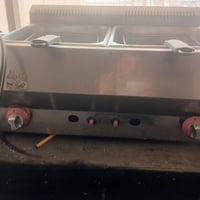 غراض مطعم للبيع شوايه همبركر وفنكر وزنكر وقلايه حب وعربانه مال لبلبي و...