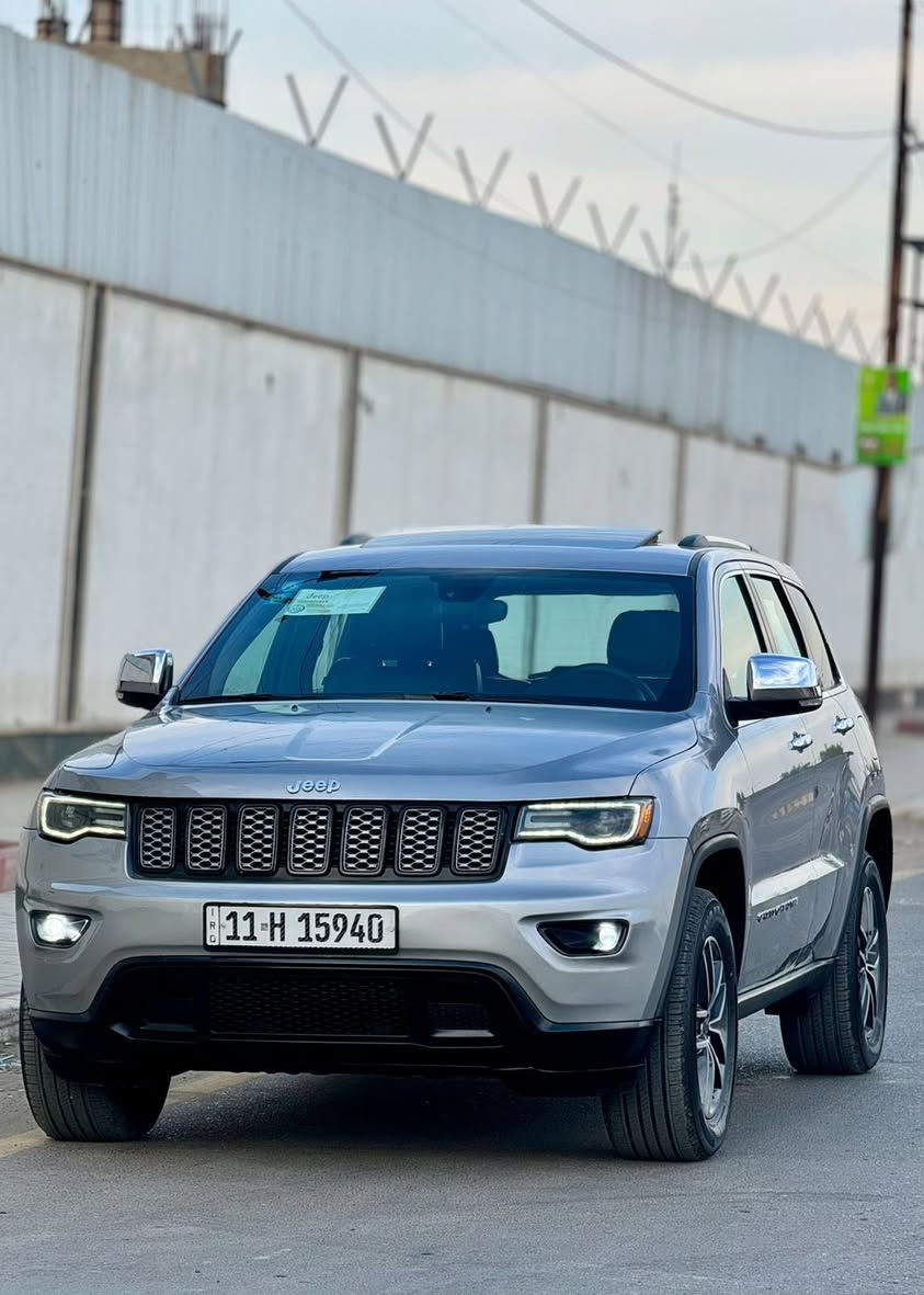 جيب موديل 2020

حادثهة جاملغ وبنيد كلش خفيف 

كير مكينة كفالة ممفتوح

اللون / اسلفر

العداد / 64 ميل قابل للزيادة 

المواصفات :———

بانورما فول

رادار امامي بالدعامية

رادار جانبي / يمين & يسار 

كشنات تدفئة

شفتات استيرن 

بريك اوتو 

كشنات جلد & شاموه

ستيرن تحكمات فول & تدفئة ستيرن

نظام البانزين / Eco & Sport

بصمة تشغيل عن بعد

شاشة كبيرة متحركة 

مداخل / AUX & USP

المحرك / 3600 

الصندق كهربائي 

حساس خلفي 

مكاني بغداد البياع بسمي

سعر 210 بية مجال الاستفسار ***********
