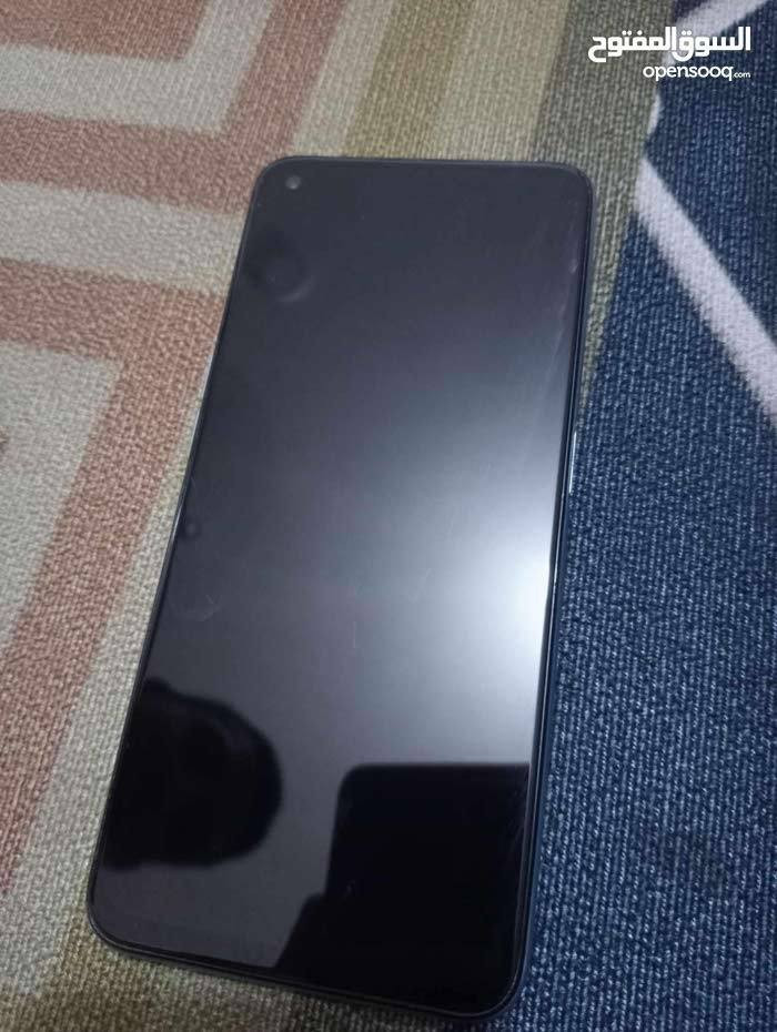 هاتف OPPO A96 للبيع
المواصفات العامة:

 الشاشة: 6.59 إنج – بدقة FHD+ – نوع LCD – 90Hz (سلاسة بالتنقل والتصفح)

 المعالج: Qualcomm Snapdragon 680 – ممتاز للاستخدام اليومي والألعاب الخفيفة

 الرام: 8GB رئيسية + 8GB توسعة = 16GB فعلي

 الذاكرة الداخلية: 256GB

 البطارية: 5000mAh – تدوم يوم كامل بسهولة

 الشحن: شحن سريع 33W (يشحن بسرعة ممتازة)

 المميزات الإضافية:

 السماعات: صوت عالي ونقي – ستيريو مزدوج (صوت محيطي ممتع للألعاب والفيديوهات)

 الكاميرات:

خلفية 50MP + 2MP (عمق) – تصوير واضح

أمامية 16MP – سيلفي نظيف

 مقاوم لرذاذ الماء والغبار (تصميم قوي)

 حساس بصمة في زر التشغيل – استجابة سريعة وآمنة

 الحالة:

الجهاز نظيف مثل الجديد

ما مبدل أي قطعة – على وضع الشركة 100%

لا بيه خدوش ولا مشاكل – تستلم جهاز مضمون

 الملحقات:

شاحن أصلي

كفر حماية

ما يجي من الشركة سماعة، وهذا طبيعي

 سبب البيع: محتاج مبلغ، مو لأن بيه عيب
 ملاحظة مهمة: سعر الشراء الأصلي كان 450,000 دينار عراقي – والله يشهد 

 السعر الحالي: 100,000 دينار عراقي
 السعر قفل غير قابل للنقاش – راسلني خاص

 الموقع: كربلاء – طويريج – الهندية – منطقة السياحي – جرف آل بعامر
 أقرب نقطة: أسواق علي جلعوط

 للتواصل:
 *********** – (واتساب، ماسنجر، اتصال – متواجد يوميًا)
 ملاحظة: ما متوفر توصيل – فقط بيع مباشر داخل كربلاء
