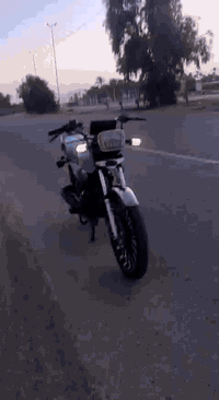 للبيع سونك 2024 بلادية برغي مامفتوح دراجه جديده بمعنه الكلمه  بصمه تشغ...