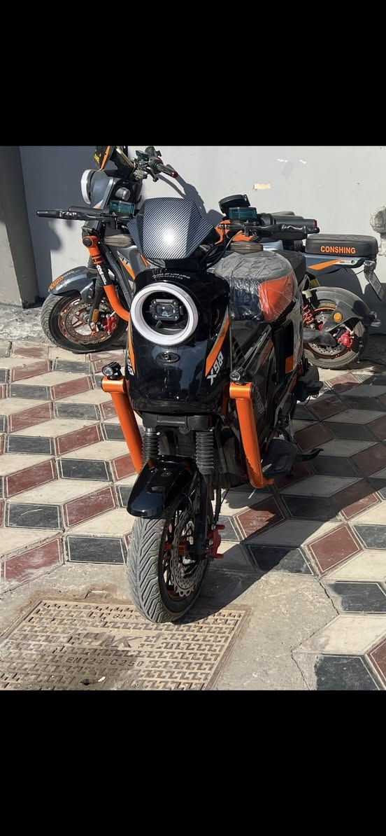 دراجه اكس 900 كفاله من كلشي صارلها اقل الشهر من ماخذها سعر600 وبيها مجال قليل
***********
