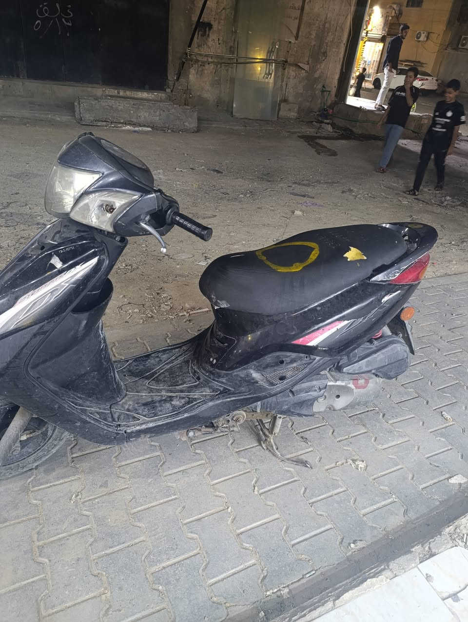 دراجه بريز ما مفتوحه بلا ديه ***********
