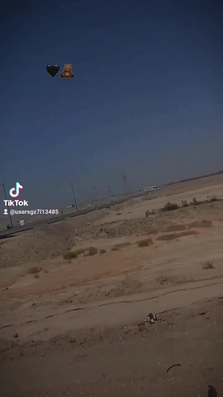 السلام و عليكم قطعه للبيع 200بمجمع الامل السكني بين القاسم والطلعيه الاستفسار ***********
