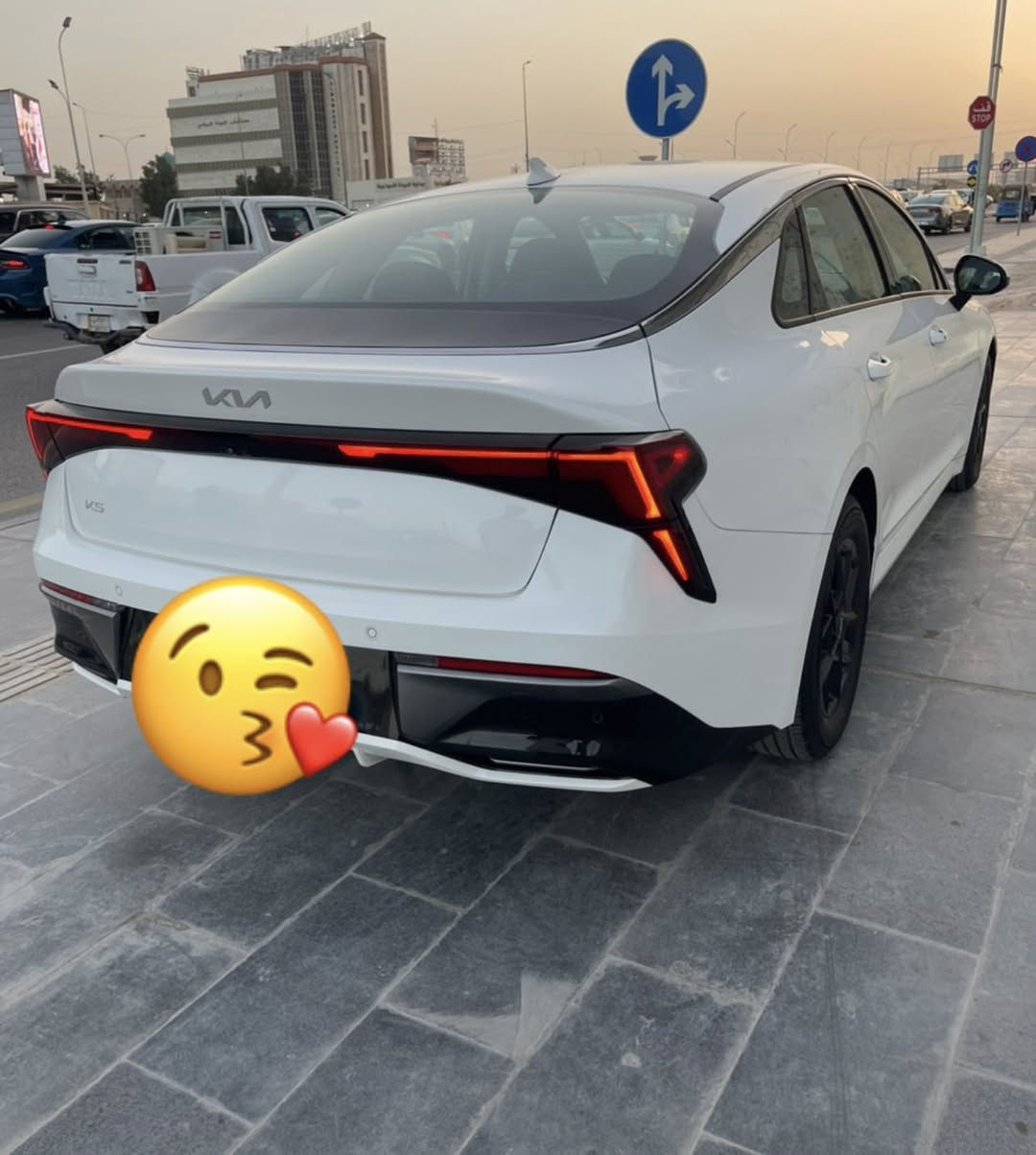 كي فايف موديل 2025/ ماشيه 9 / الف وراد أمركي حادث بنيد مبدل ولمدكر نفسه رجعته رقم بصرة شهداء السعر 190 /رقم الهاتف ***********
