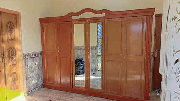 سلام عليكم كنتور البيع مستعمل وكلش نضيف سعر خاص 
رقم ***********
