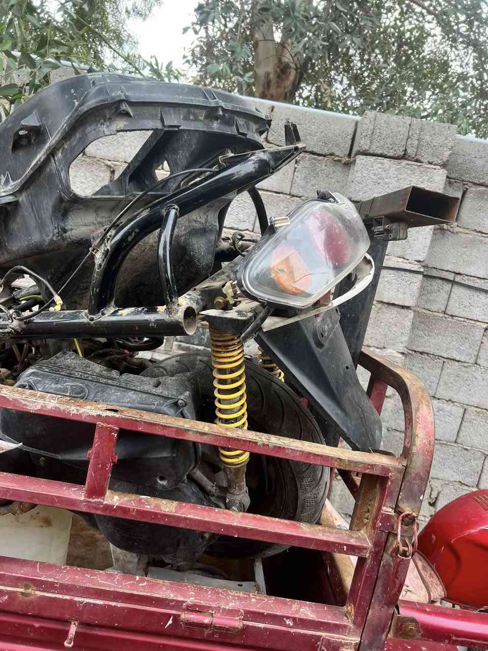 السلام عليكم ورحمة الله وبركاته شباب دراجه فورزه صفر سنه للبيع الدراجه أبيع تفصيخ مكينه زينه بس يحتاج كابريتر الكفرات مسكره والأوره موجودات نقص بس كابريتر تايرات نضيفه ادفع سعر عجبني أبيعك بس لا تكسر الاستفسار ***********
