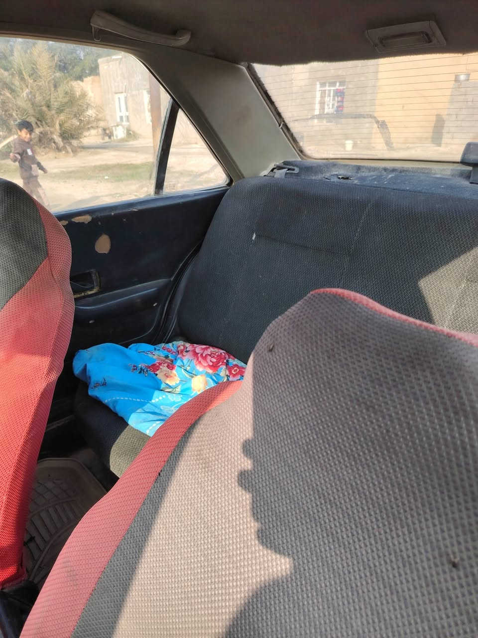 سلام عليكم سياره بيجو رو محرك محور كورلاه كربلائي سنوية موجوده بدون تحويل سعره 16بيه مجال مكان النجف ناحية الحيدرية رقم الهاتف ***********
