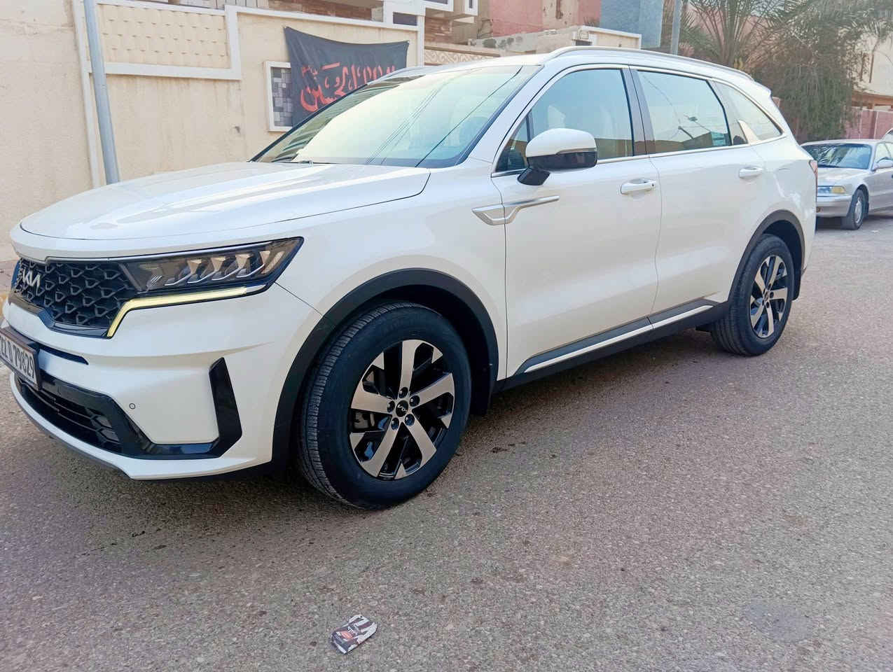 سلام عليكم 

سورنتو موديل 2022 خليجي 
رقم اربيل سياره بسمي 
مواصفاته نص فول 
محرك 2500. اربعه سلندر 
السعر 245

***********. ابو علي
