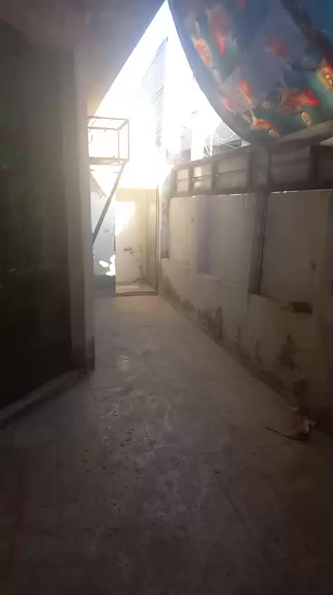 بيت للايجار 100متر مربع بيت نضيف الله شاهد شارع الصحة الزراعيه قرب جامع الحق شرع عريض البيت بصف الركن استفسار ***********
