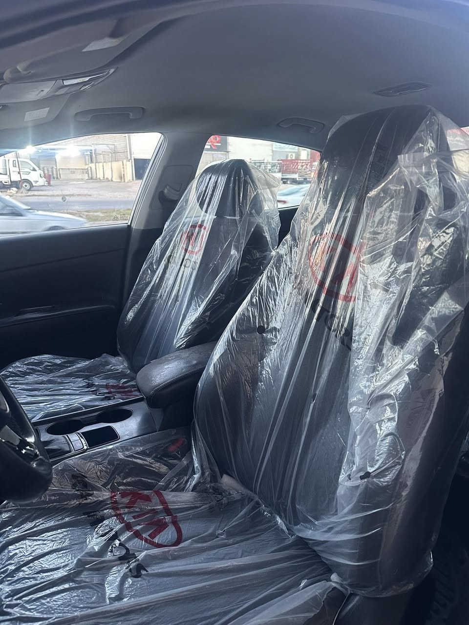 كيا اوبتيما
2016

رقم اربيل الماني 

مصفره غرامات 

وارد امريكي بيه جاملغ سرقه وبيه رشات صبغ مال جراد صور الحادث يمك بل منشور

بدون شواصي ولغود  

محرك 2400 كفاله 

كير AT كفاله 

تبريد ثلج 

حداديه 

تحكم ستيرن فول 

شاشة لمس 

كامره خلفيه 

رادارات 

تخم تاير 

كامره

كشنات كهربائي 

خزن ميميري 

السياره نضيفه وبلعافيه الي ياخذه 

مكاني كربلاء 

السعر 110 

***********
