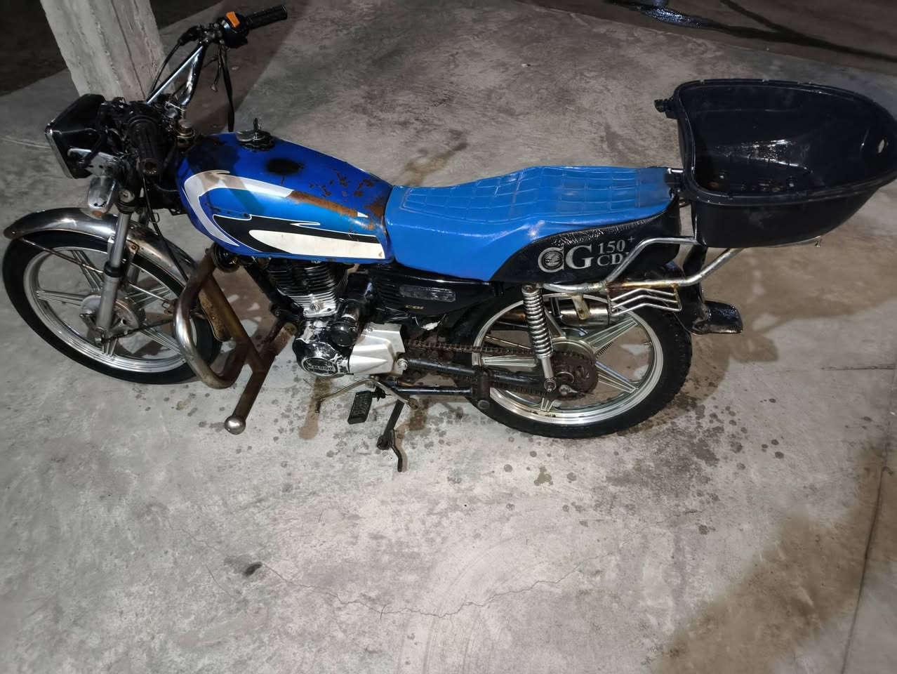 السلام عليكم البيع جني 200KQالسعر200وبي مجال مكاني بيجي البوجواري ***********
