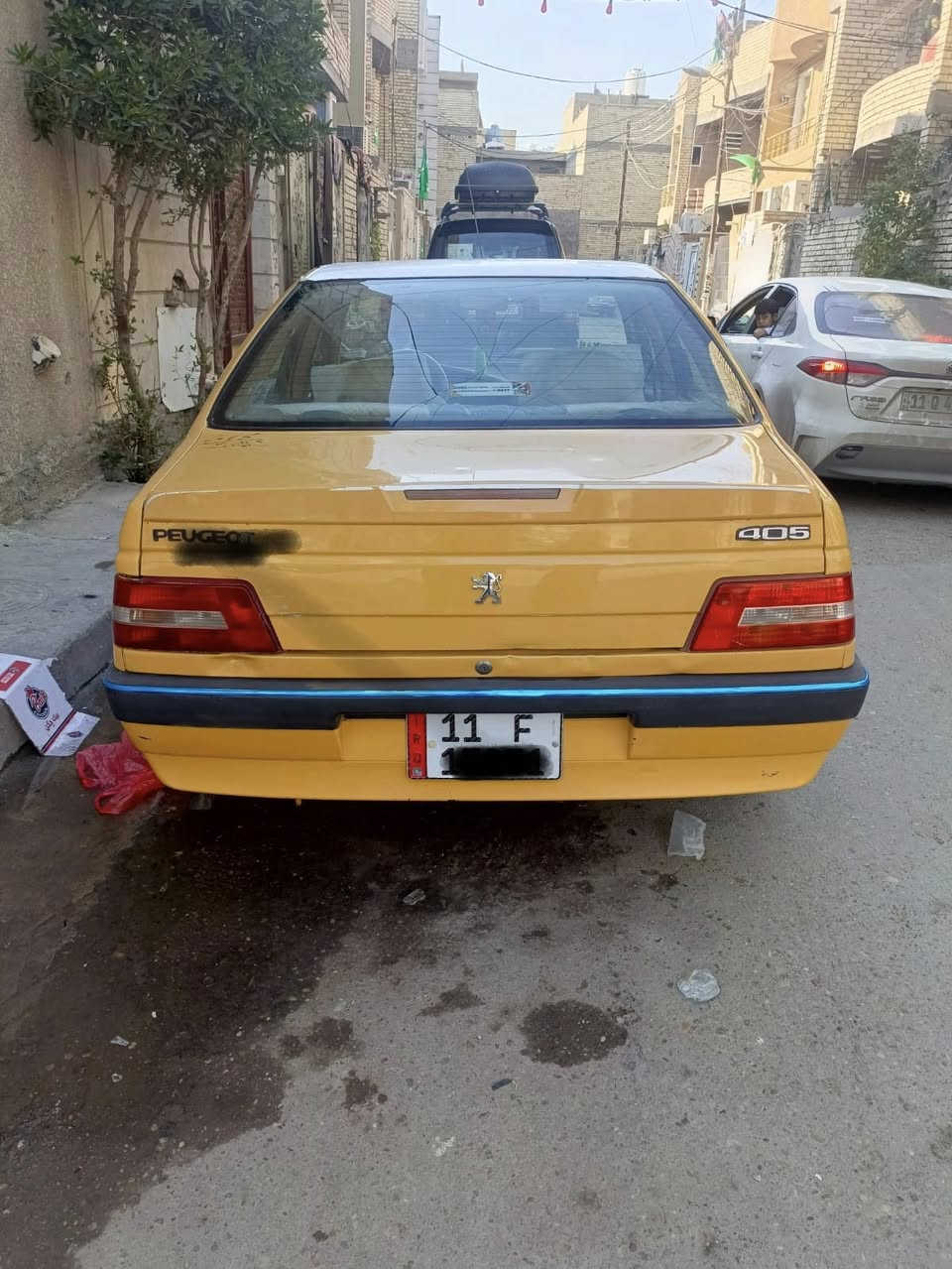 مرحبا شباب بيجو لميس 2015 كفاله عامه من الضربه والصبغ سياره كولش جديده كولشي بيها شغال تبريدها ثلاجه تخم تاير جديد ما بيها نقص كد البرغي بسمي سياره مصفره هيئه وغرامات مكاني بغداد
السعر 47
***********
