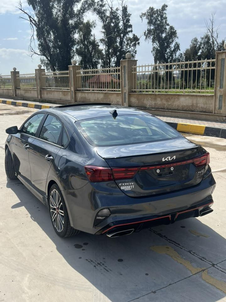 السلام عليكم

Kia Forte GT2 2024

اللون: نفطي
الممشى: 18,400 ميل
المحرك: 1.6 لتر تيربو
ناقل الحركة: أوتوماتيك

المواصفات
 • فتحة سقف
 • شاشة كبيرة
 • حساسات خلفية
 • رادارات أمامية وخلفية وجانبية
 • مقاعد أمامية تدفئة وتبريد
 • مقعد السائق كهربائي
 • بصمة تشغيل + تشغيل عن بعد
 • إنارة ترحيبية
 • لايتات أمامية ثلاث عدسات
 • وضعيات قيادة (Drive Mode)
 • ويل رياضي حجم كبير
 • صندوق ذكي
 • نظام صوت Harman Kardon
 • ومواصفات اخرى ... 

حالة السيارة
 • ضرر خفيف بالصندوق (مكانين بارد + مكحل)
 • ضرر خفيف بالجاملغ الخلفي (مكان واحد بارد فوق اللايت + مكحل) مع شويه دواخل
 • حالة السيارة نظيفة جداً
 • الايرباكات سليمة 100%

ملاحظات
 • بدون رقم (فحص مؤقت) والتكلفة على المشتري
 • رقم الشاصي: 3KPF44AC4RE809794

📞 للتواصل والاستفسار:
***********
