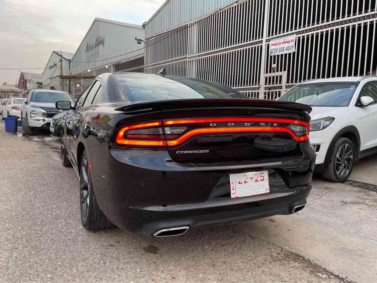 دوج جارجر موديل 2023
مواصفات SXT بصمة شغال  شاشة كبير حساس  
سيارة كلين بدون سبغ   
جاملغ امامي شبر بارد 
عنوان اربيل 
***********
سعرررررر 245 Singapore
